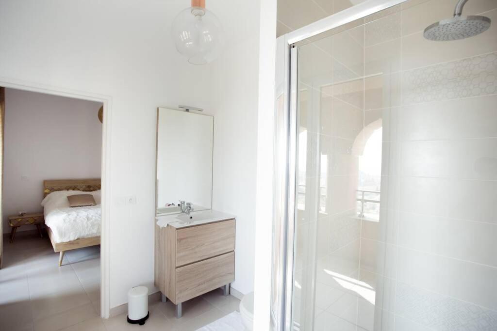 Magnifique Appartement Avec Vue Imprenable La Londe-les-Maures Eksteriør bilde